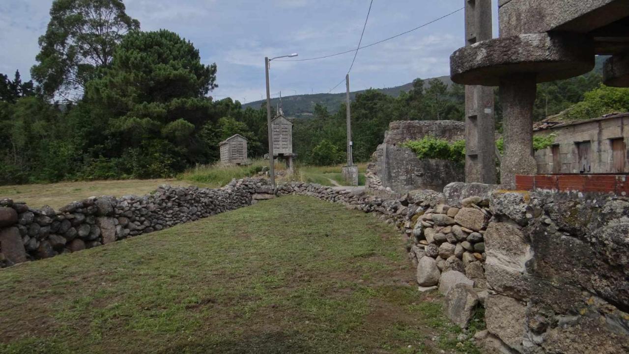 Cuberto Darriba Casa Restaurada En Canedo Carnota Luaran gambar